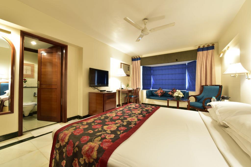 Club Double Room,1277852629:JPEG
